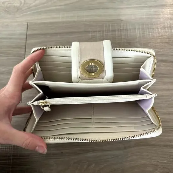 Vintage Coach Continental Zip Around Leather Wallet Almond and Beige - Picture 6 of 16